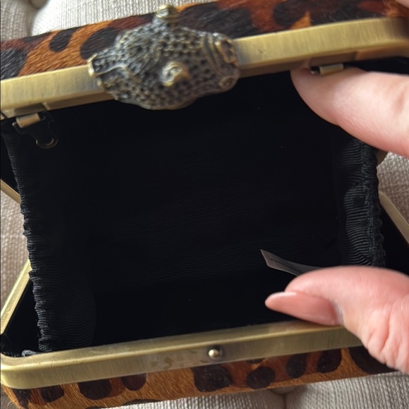 Leopard Print Clutch - Picture 5 of 6